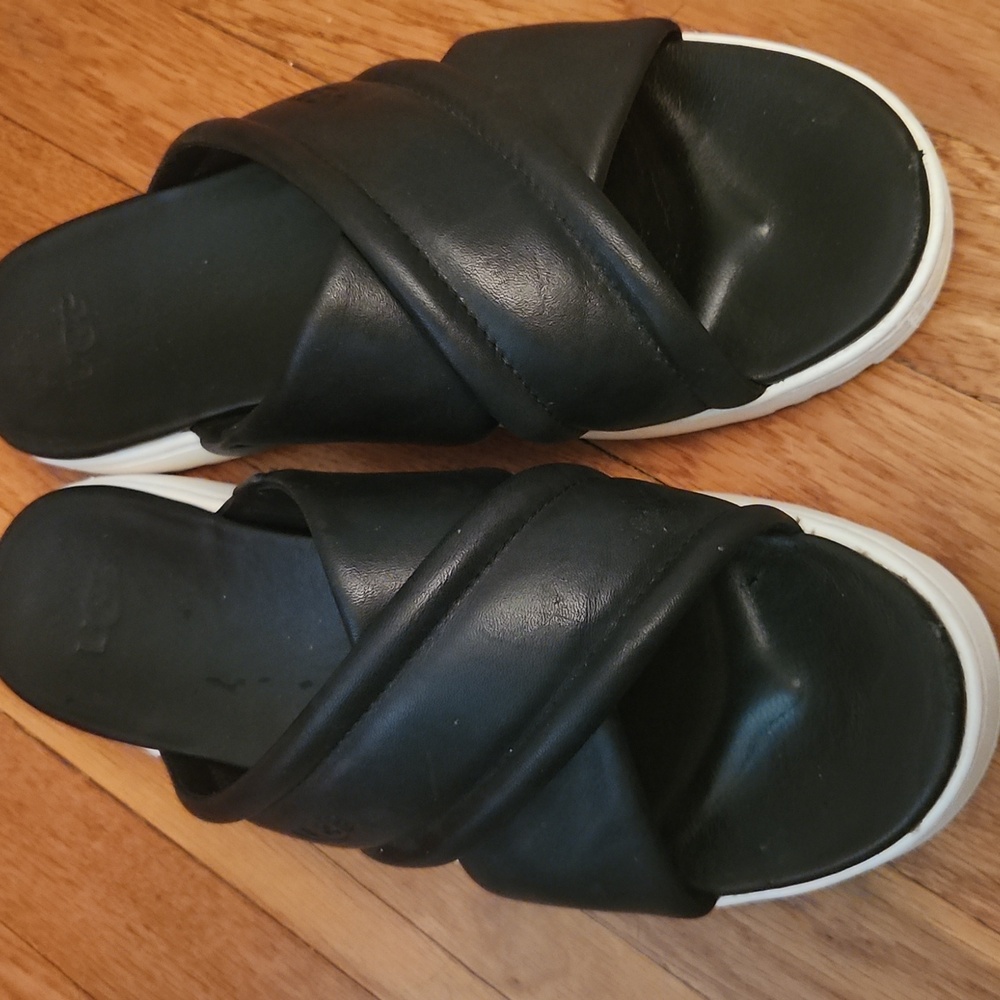 UGG Zayne Crossband Black Leather Slides Women's Size 8